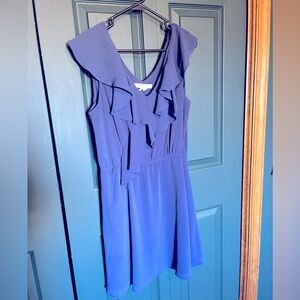 BCBGeneration Dress Women’s Medium Blue Sleeveless Midi Ruffle Front Vneck